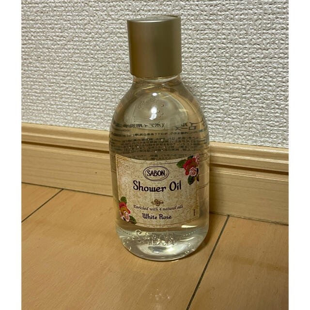 SABON(サボン)のサボン　シャワーオイル　ホワイトローズ コスメ/美容のボディケア(ボディソープ/石鹸)の商品写真