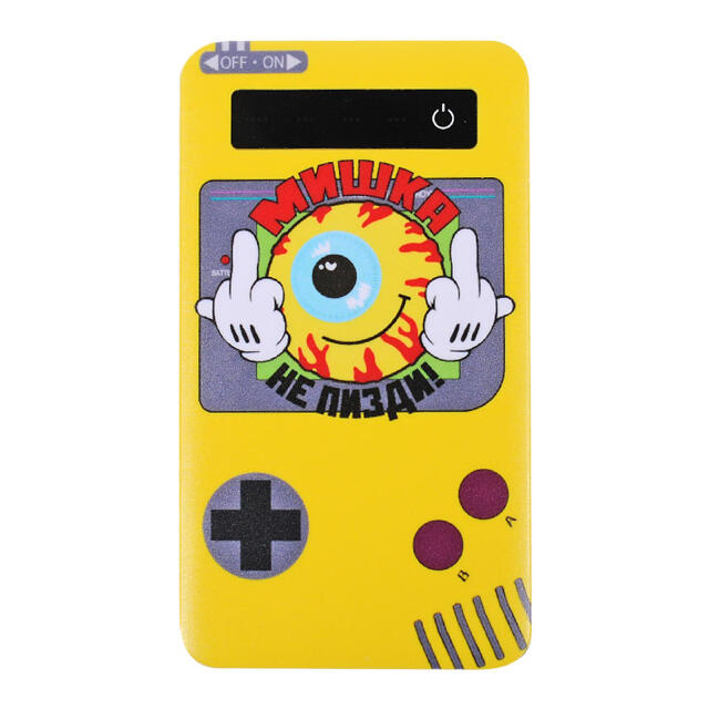 MISHKA(ミシカ)のMISHKA ミシカ バッテリーチャージャー 美品  スマホ/家電/カメラのスマートフォン/携帯電話(バッテリー/充電器)の商品写真