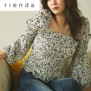 リエンダ(rienda)のrienda リエンダ トーンフラワー シャーリングブラウス(シャツ/ブラウス(長袖/七分))