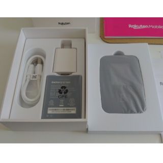 ラクテン(Rakuten)の【ほぼ新品】楽天モバイル Rakuten Wifi Pocket ブラック(PC周辺機器)