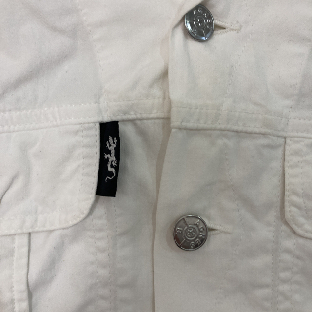 agnes b.(アニエスベー)のアニエスb  白ジャンパー(Gジャン) レディースのジャケット/アウター(Gジャン/デニムジャケット)の商品写真