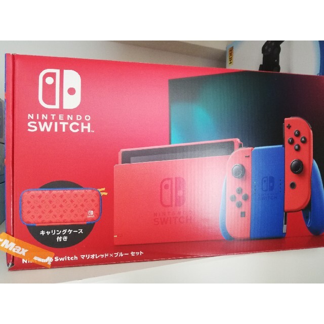 Nintendo Switch(ニンテンドースイッチ)のユータ2216さま専用　Switch　マリオレッド×ブルー　本体 エンタメ/ホビーのゲームソフト/ゲーム機本体(家庭用ゲーム機本体)の商品写真