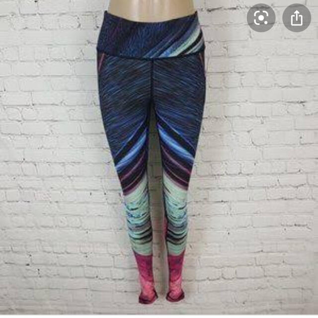 lululemon(ルルレモン)のルルレモン♪レギンス4 レディースのレッグウェア(レギンス/スパッツ)の商品写真