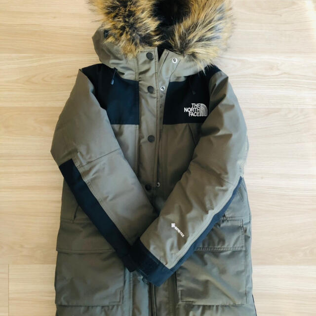 THE NORTH FACE(ザノースフェイス)のThe North Face Mountain DownCaot 釣り一平様専用 レディースのジャケット/アウター(ダウンジャケット)の商品写真