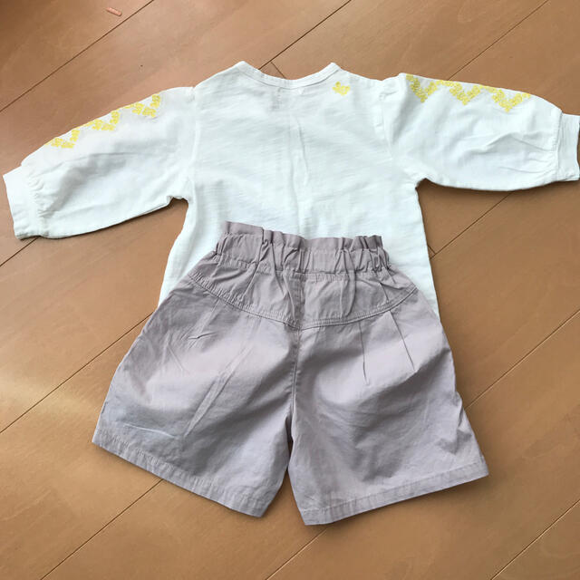 RAG MART(ラグマート)の春　カットソー　ショートパンツセット　95 キッズ/ベビー/マタニティのキッズ服女の子用(90cm~)(Tシャツ/カットソー)の商品写真