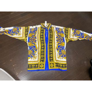 今週限りの特売‼️Versace シルクシャツ ファーストライン-eastgate.mk