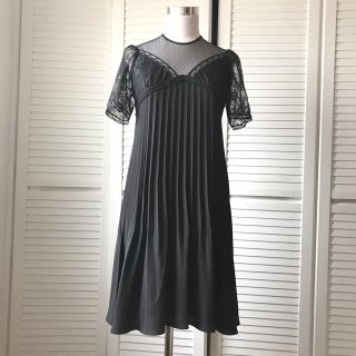 デイシー(deicy)の新品　DEICY デイジー　レース　プリーツ  ワンピース　定価19,000円(ひざ丈ワンピース)