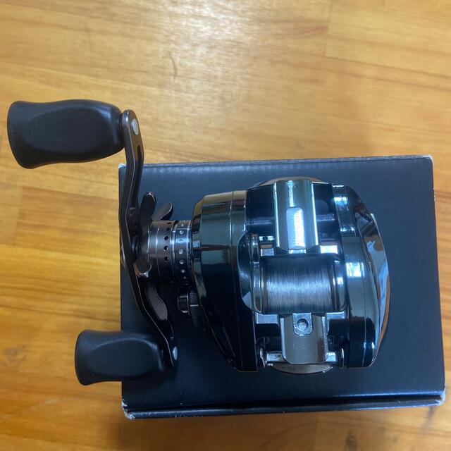 DAIWA(ダイワ)のスティーズSV LMITED 105XH スポーツ/アウトドアのフィッシング(リール)の商品写真