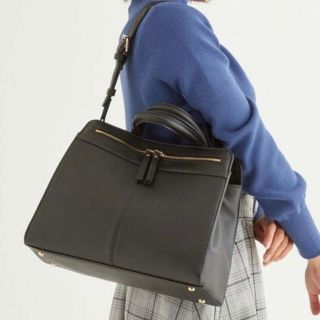 ユナイテッドアローズ(UNITED ARROWS)の【美品】A4 2WAY バッグ(ショルダーバッグ)