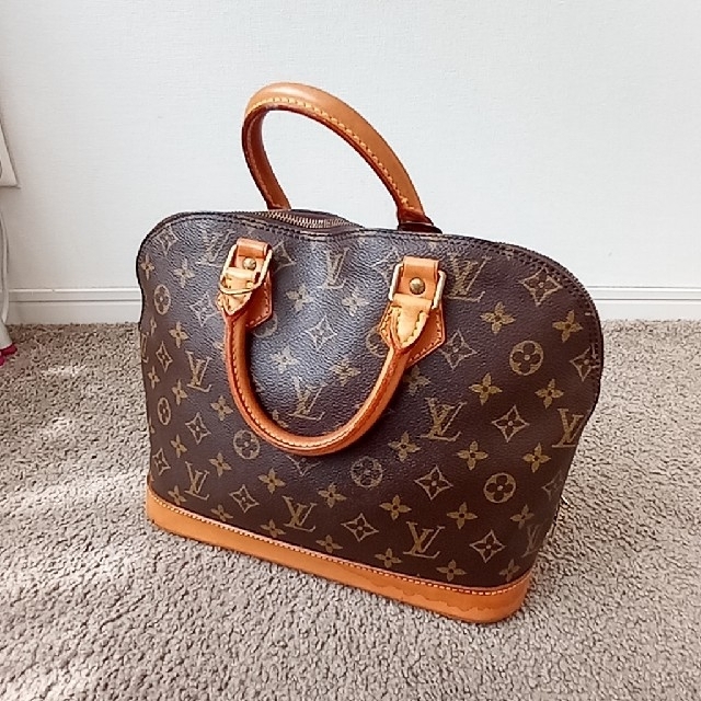 LOUIS VUITTON(ルイヴィトン)のヴィトン　モノグラム　アルマ レディースのバッグ(ハンドバッグ)の商品写真