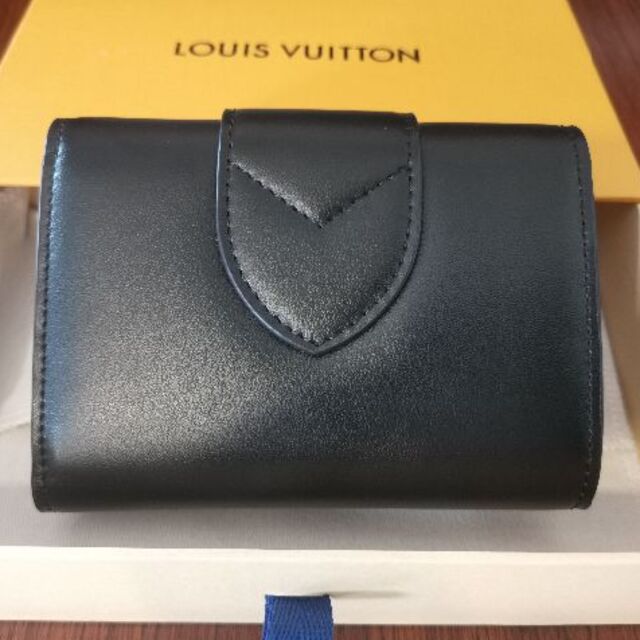 Louis Vuitton Lv pont 9 compact wallet (M69176, M69175)