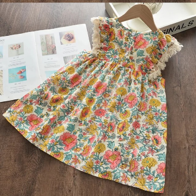 新品♥　春夏　花柄　フリンジ　ワンピース　120 キッズ/ベビー/マタニティのキッズ服女の子用(90cm~)(ワンピース)の商品写真