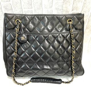 シャネル(CHANEL)の✨希少品✨　おすすめ　シャネル マトラッセ チェーンショルダーバッグ ココマーク(ショルダーバッグ)