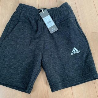 アディダス(adidas)の新品　adidas 130 ハーフパンツ(パンツ/スパッツ)