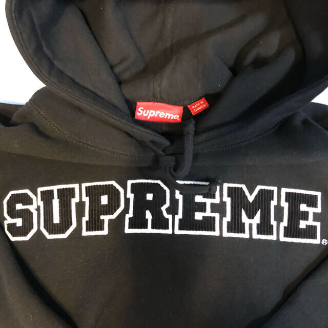 supreme カレッジロゴパーカー 1