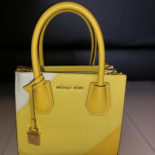 マイケルコース(Michael Kors)のマイケルコース　バッグ(ショルダーバッグ)