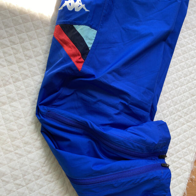 Kappa(カッパ)のXO青kappaメンズWINDPants スポーツ/アウトドアのサッカー/フットサル(ウェア)の商品写真