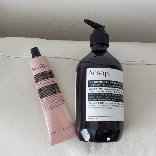 Aesop(イソップ)の値下げ⭐Aesopレスレクションハンドウォッシュ&ハンドバーム コスメ/美容のボディケア(ハンドクリーム)の商品写真