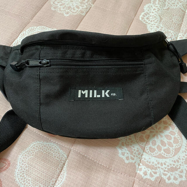 MILKFED.(ミルクフェド)のMILKFED. ウエストバッグ レディースのバッグ(ボディバッグ/ウエストポーチ)の商品写真