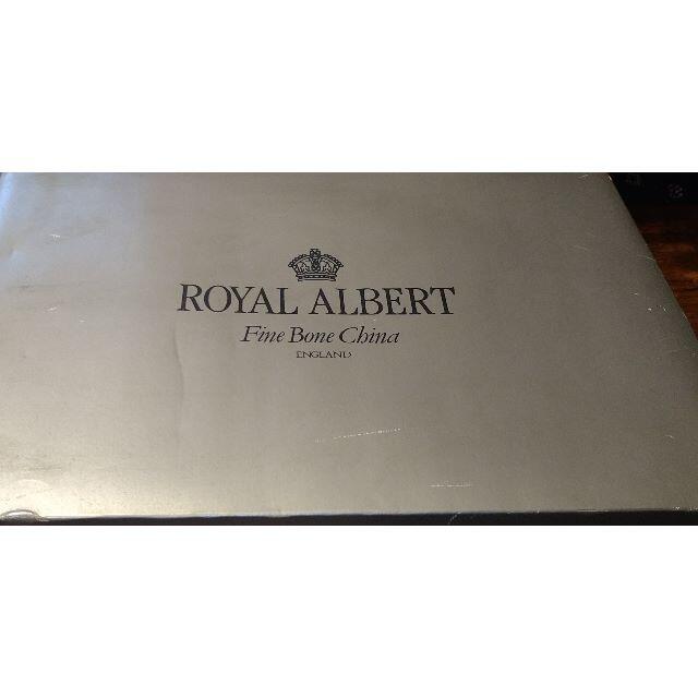 ROYAL ALBERT(ロイヤルアルバート)のROYAL ALBERT 4286 Coutry Roses インテリア/住まい/日用品のキッチン/食器(グラス/カップ)の商品写真