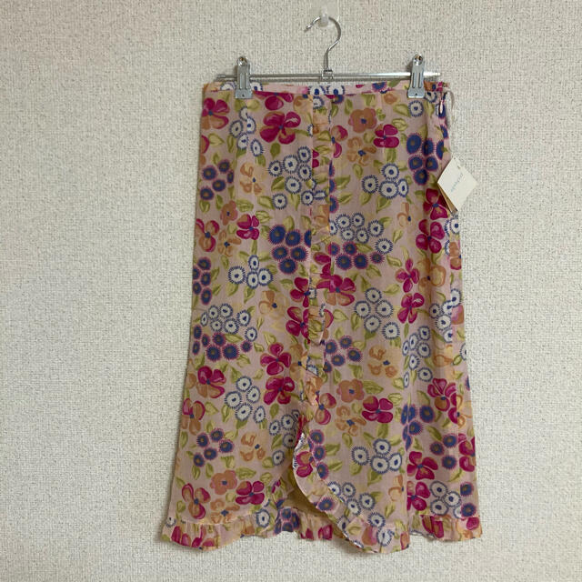 aquagirl(アクアガール)の新品　aqua girl アクアガール　スカート　ミモレ丈　花柄　ピンク　上品 レディースのスカート(ひざ丈スカート)の商品写真