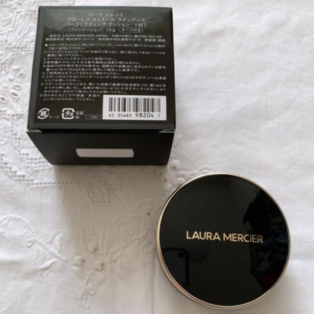 laura mercier(ローラメルシエ)のローラメルシエ クッションファンデーション コスメ/美容のベースメイク/化粧品(ファンデーション)の商品写真