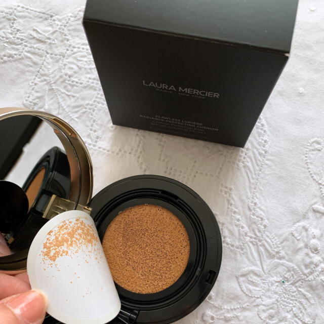 laura mercier(ローラメルシエ)のローラメルシエ クッションファンデーション コスメ/美容のベースメイク/化粧品(ファンデーション)の商品写真