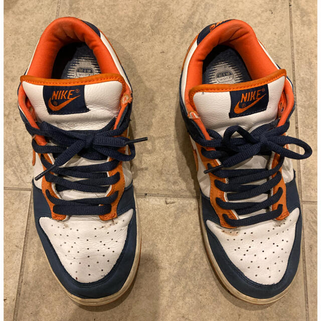 NIKE(ナイキ)のdunk low sb knicks ネイビー/白/オレンジ メンズの靴/シューズ(スニーカー)の商品写真