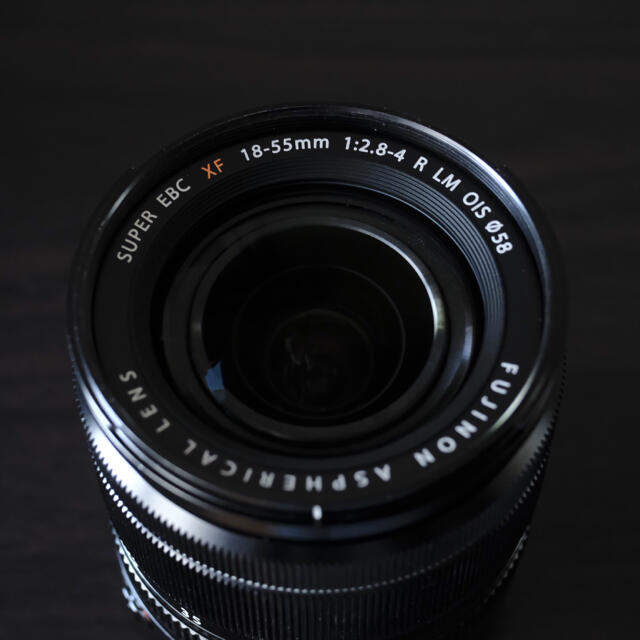 富士フイルム(フジフイルム)のxf18-55mm f2.8-4 r lm ois スマホ/家電/カメラのカメラ(レンズ(ズーム))の商品写真