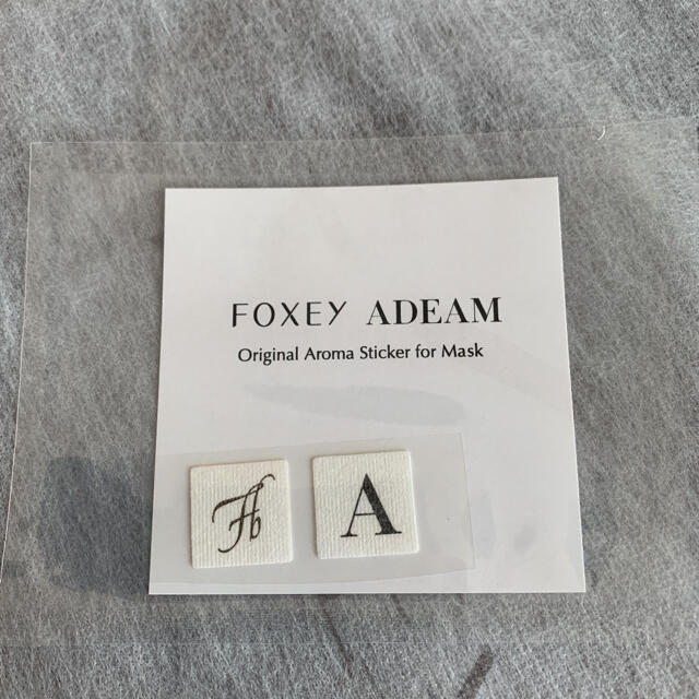 FOXEY(フォクシー)のフォクシー マスクケース   マスク用アロマシール付き ハンドメイドのファッション小物(ポーチ)の商品写真