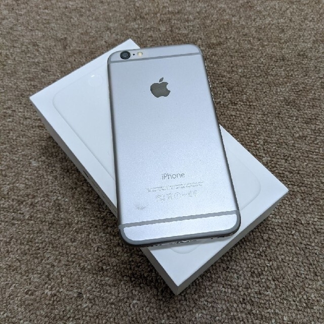 iPhone 6 Silver 128 GB docomo 1