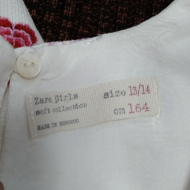 ZARA KIDS(ザラキッズ)の花柄ワンピース　ドレス キッズ/ベビー/マタニティのキッズ服女の子用(90cm~)(ワンピース)の商品写真