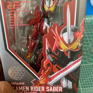 バンダイ(BANDAI)のshフィギュアーツ仮面ライダーセイバー(特撮)