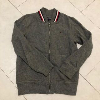 トミーヒルフィガー(TOMMY HILFIGER)のTOMMY HILIGER   パーカー　130くらい(ニット)