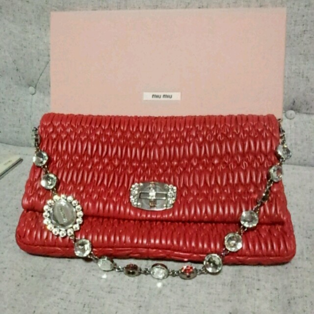超目玉】 miumiu - miumiuチェーンバッグ♥お値引き中 ショルダー