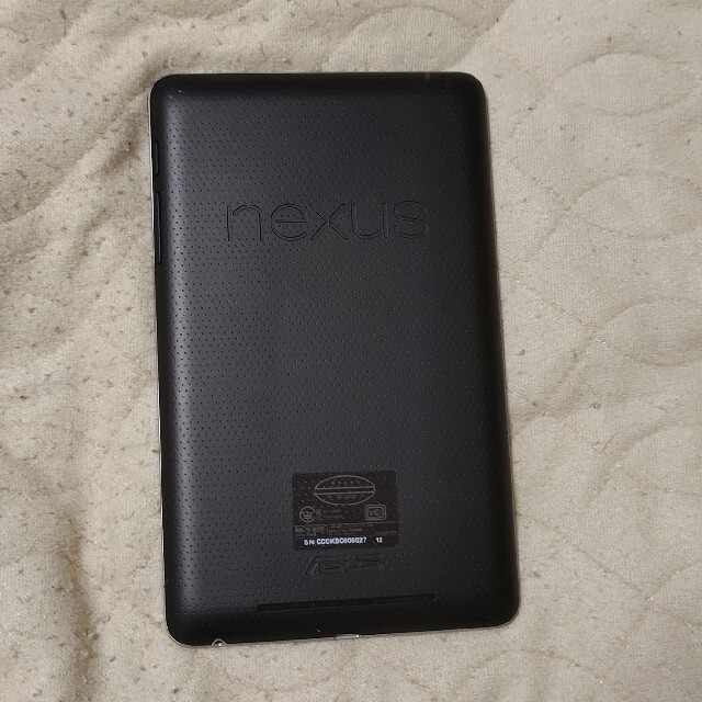 Nexus 7 Wi-Fiモデル 16GB (初代 2012)