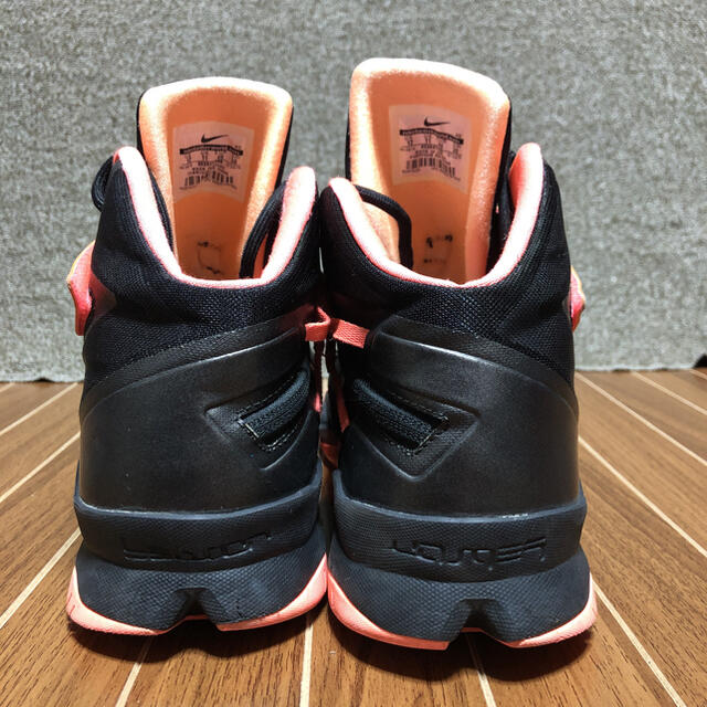 NIKE(ナイキ)のNIKE Lebron Soldier 8 (30cm) メンズの靴/シューズ(スニーカー)の商品写真