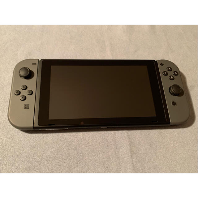 美品 新型 Nintendo Switch 本体 ニンテンドースイッチグレー系