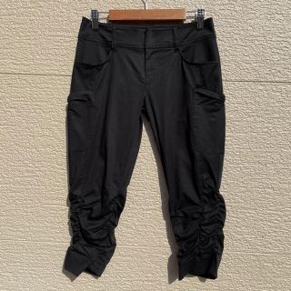 ジャスグリッティー(JUSGLITTY)の新品　JUSGLITTY ジャスグリッティー　クロップドパンツ　黒　0 ブラック(クロップドパンツ)