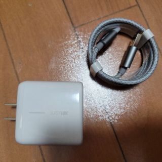 オッポ(OPPO)のoppo純正充電器 65W SuperVOOC　USBケーブル(バッテリー/充電器)