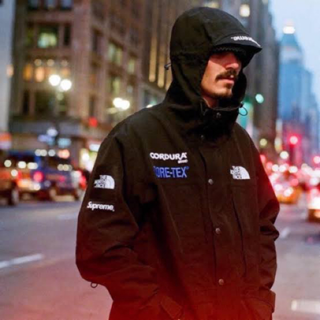 Supreme TNF Studded Mountain Jacket