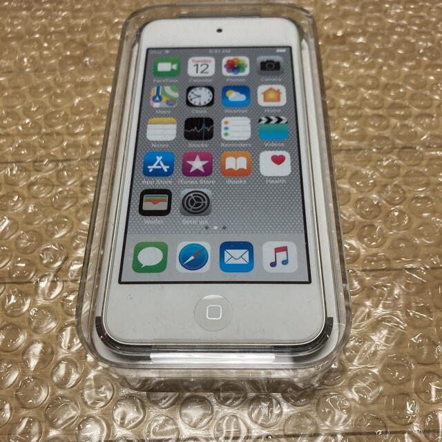 iPod touch - 新品未開封 iPod touch 第6世代 MKHX2J/A 32GB シルバー
