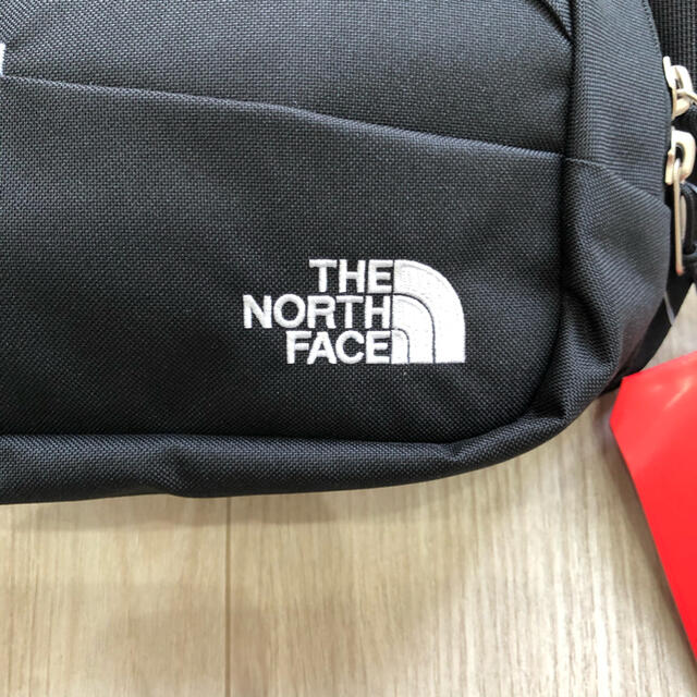 THE NORTH FACE(ザノースフェイス)の【SALE】新品　ブラック　ノースフェイス　ウエストポーチ　ユニセックス メンズのバッグ(ウエストポーチ)の商品写真