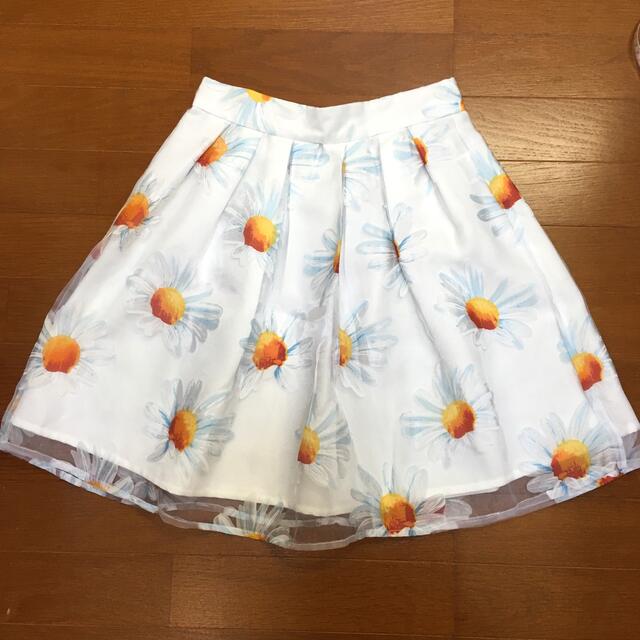 INGNI(イング)のINGNI フラワープリントスカート レディースのスカート(ひざ丈スカート)の商品写真