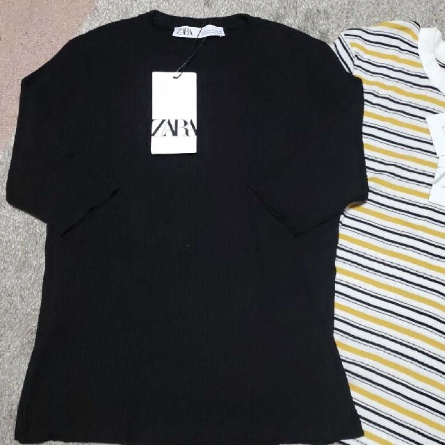 ZARA(ザラ)のZARA新品半袖リブニット2枚セット レディースのトップス(Tシャツ(半袖/袖なし))の商品写真