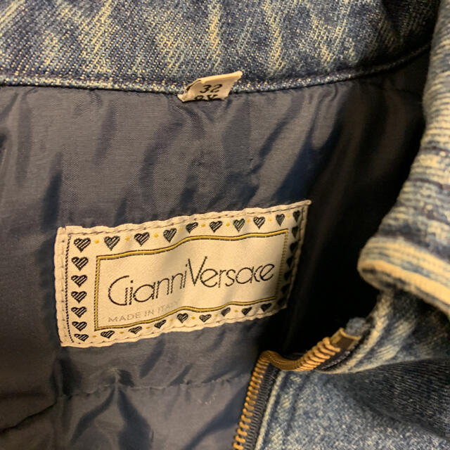 Gianni Versace - Gianni Versace デニムジャケットの通販 by 4tu's shop｜ジャンニヴェルサーチならラクマ 在庫高品質