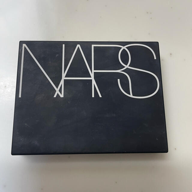 NARS(ナーズ)のひなひよ様専用　NARSライトリフティングセッティングパウダープレストN コスメ/美容のベースメイク/化粧品(フェイスパウダー)の商品写真