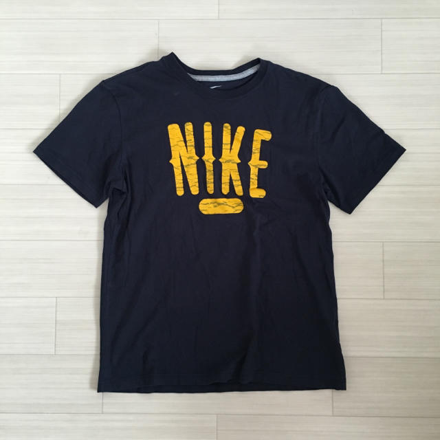 NIKE(ナイキ)のNIKE ロゴTEE メンズのトップス(Tシャツ/カットソー(半袖/袖なし))の商品写真