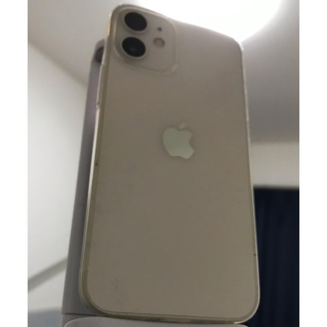 Apple(アップル)のiPhone 12 mini 128GB Sim free White Used スマホ/家電/カメラのスマートフォン/携帯電話(スマートフォン本体)の商品写真