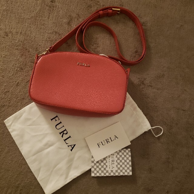 FURLA  ショルダーバッグ コーラルオレンジショルダーバッグ